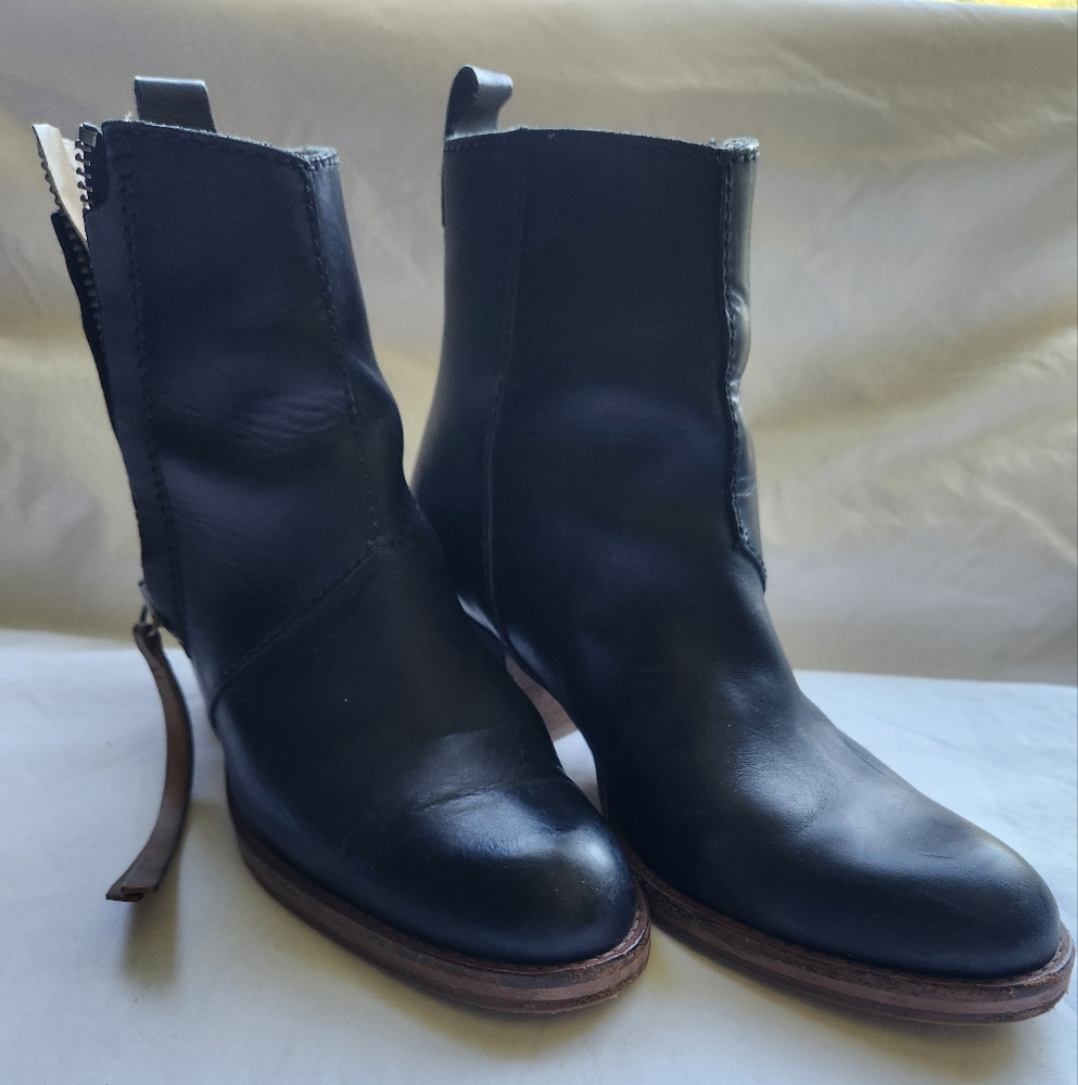 Acne Side Zip Ankle Boot - Picture 2 of 9